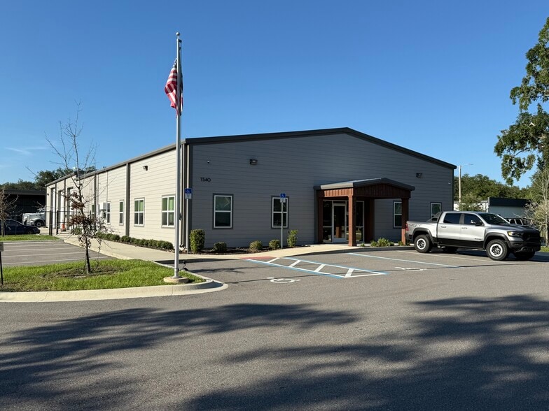 Industrial Portfolio 10 Year NNN Lease portfolio of 2 properties for sale on LoopNet.com - Building Photo - Image 1 of 32