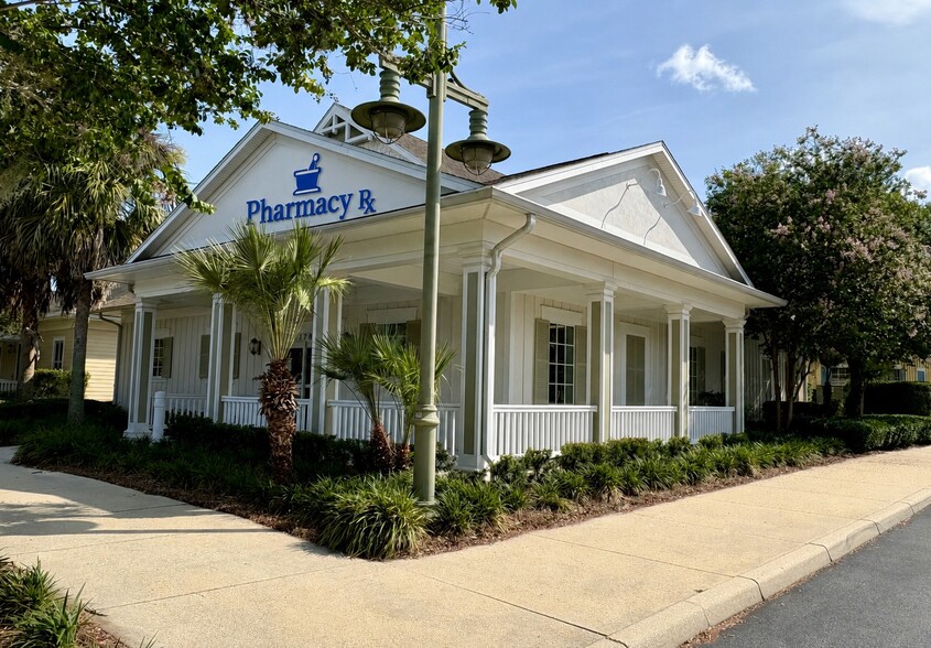 910 Old Camp Rd, Lady Lake, FL for lease - Building Photo - Image 2 of 17