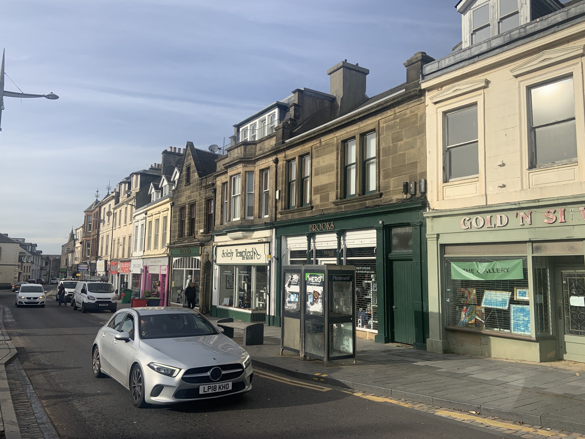 41-41a High St, Lanark for sale Building Photo- Image 1 of 9