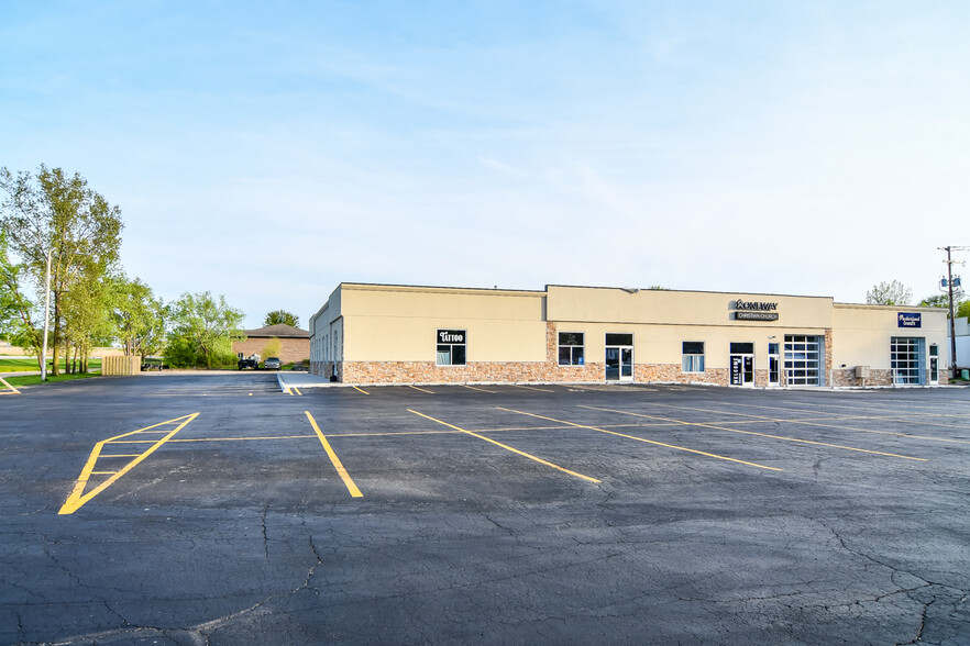 1109 Honey Ct, De Pere, WI for lease - Building Photo - Image 3 of 6