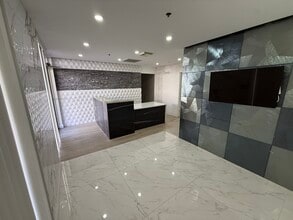 6401 E Rogers Cir, Boca Raton, FL for lease Interior Photo- Image 2 of 8