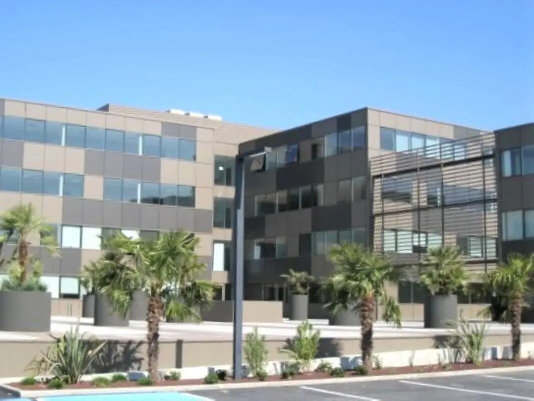 Office in Balma for lease Building Photo- Image 1 of 9