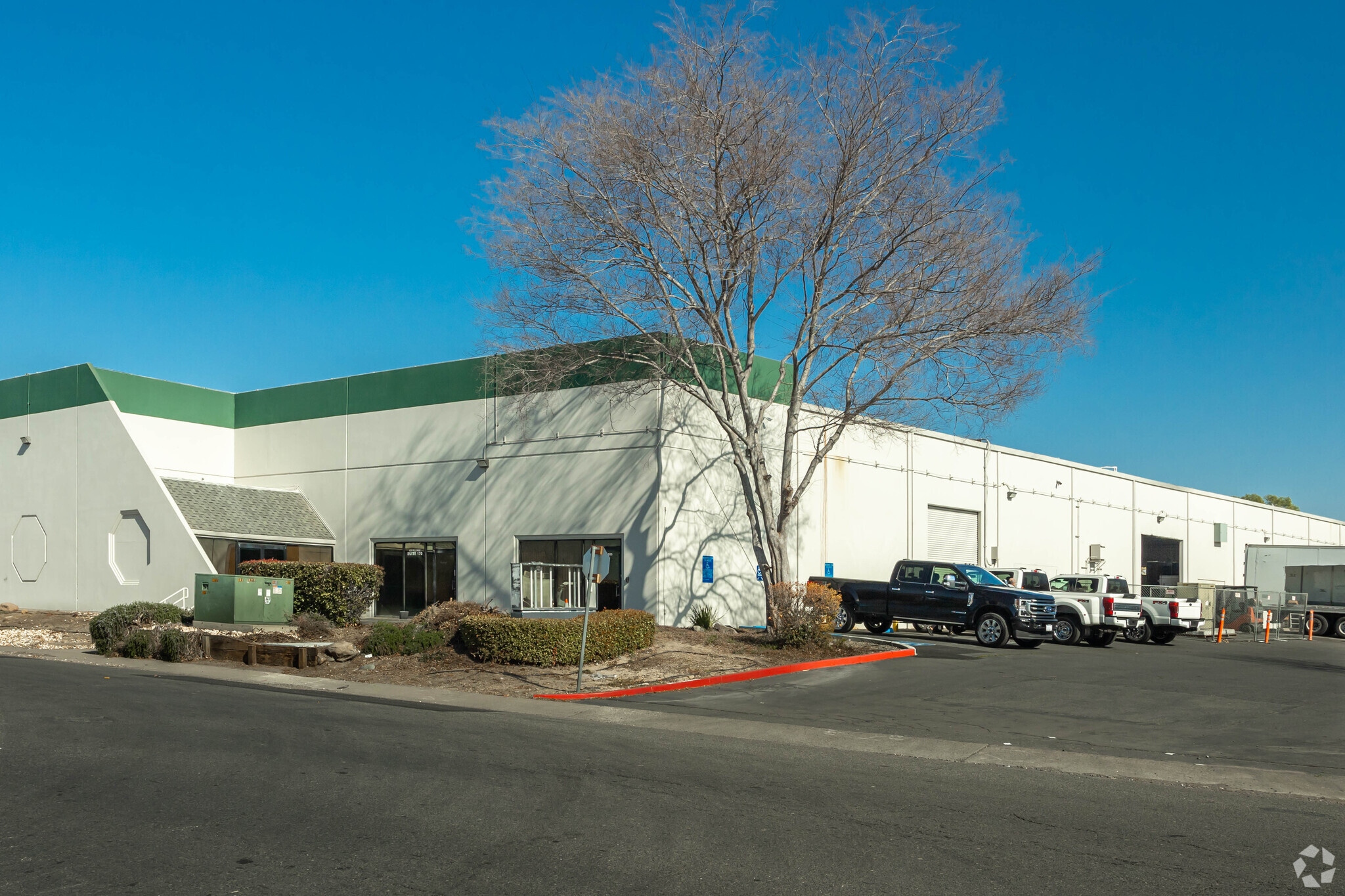 4350 Pell Dr, Sacramento, CA for lease Primary Photo- Image 1 of 12