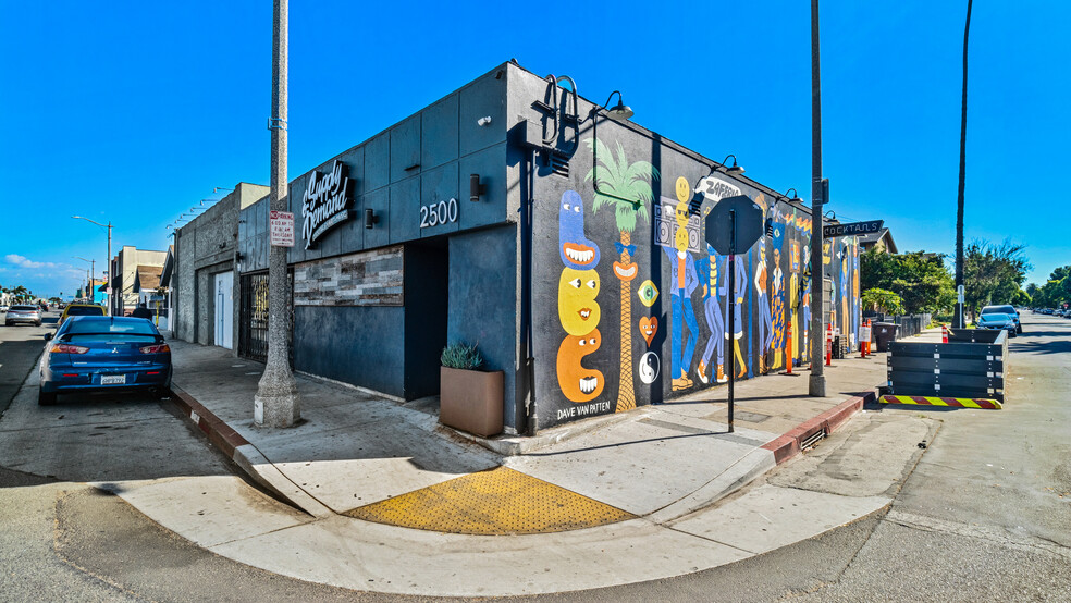 2500 E Anaheim St, Long Beach, CA for sale - Building Photo - Image 1 of 13