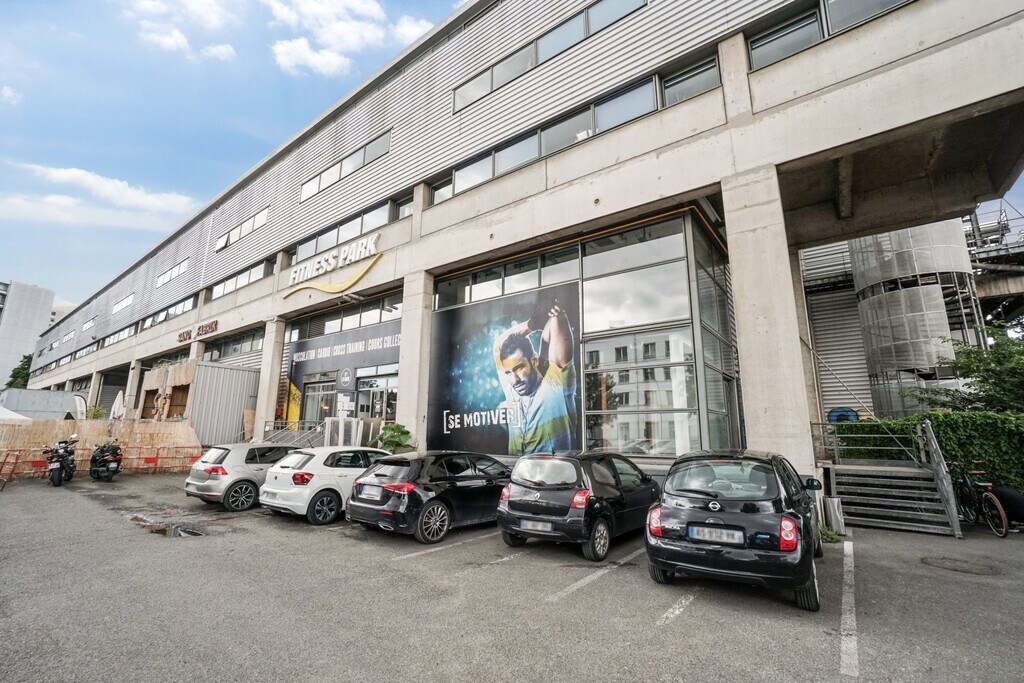 Vente Bureaux 400 m² - Photo 1