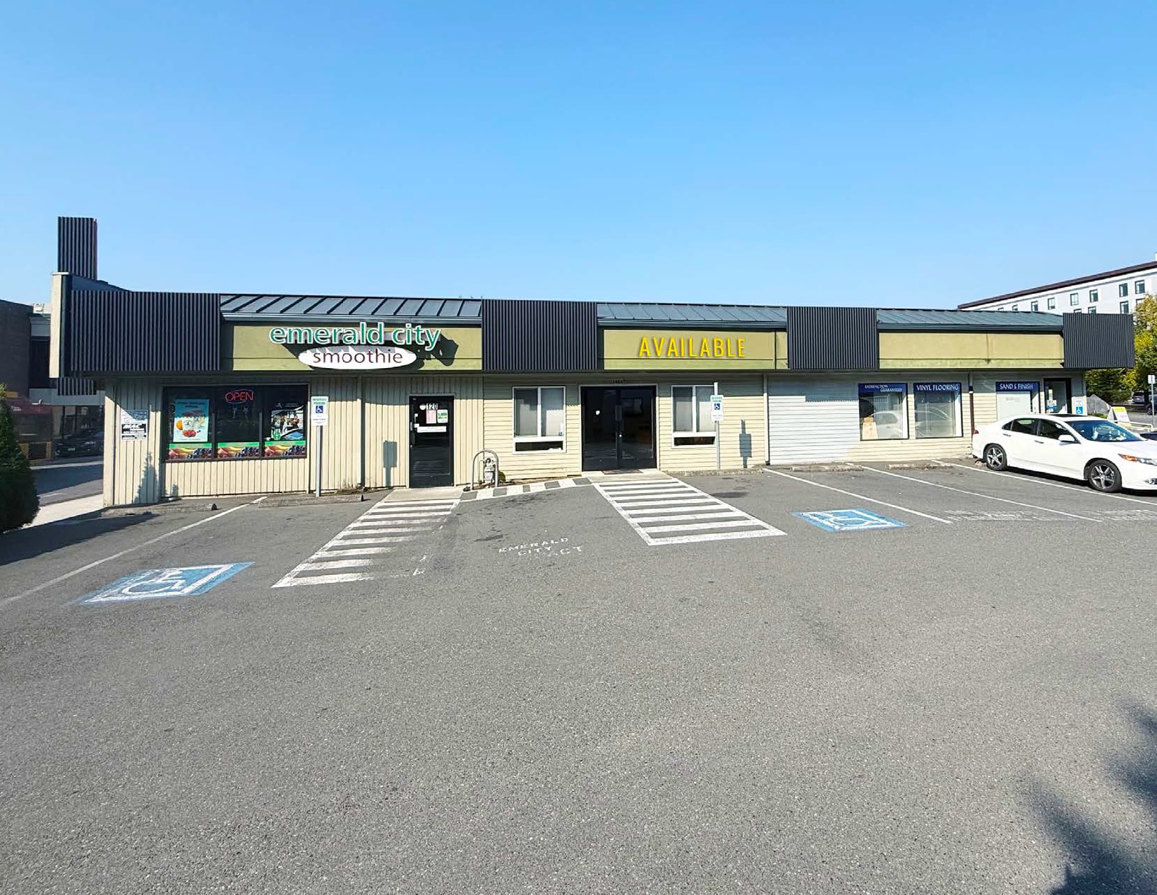 16651-16727 Redmond Way, Redmond, WA for lease Building Photo- Image 1 of 3