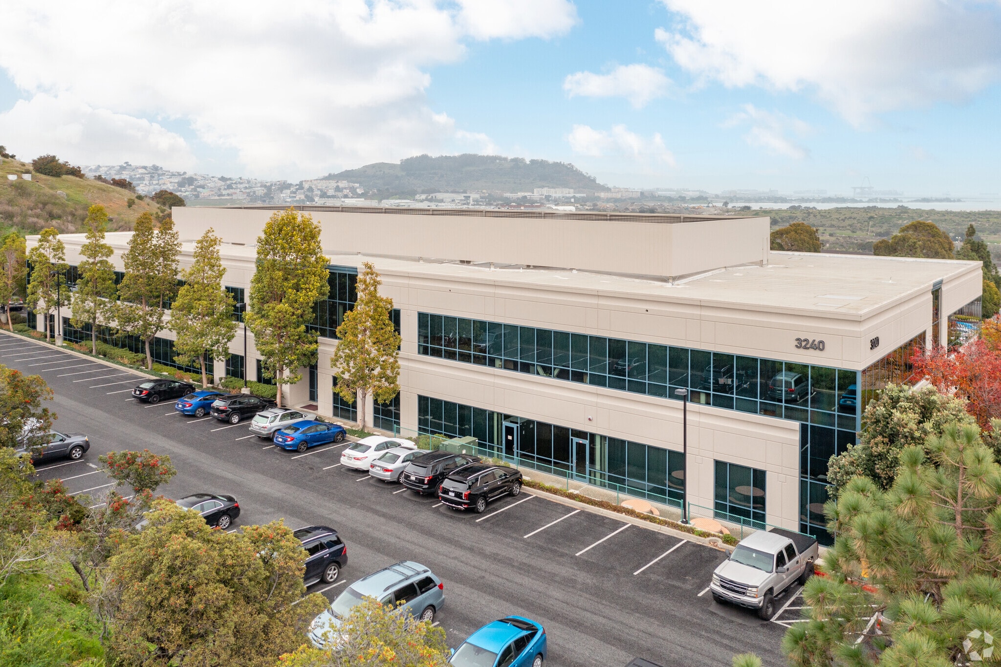 3240 Bayshore Blvd, Brisbane, CA for sale Primary Photo- Image 1 of 1