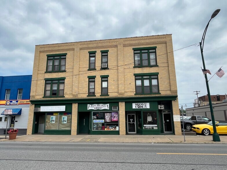 132-138 Lenox Ave, Oneida, NY for sale - Building Photo - Image 1 of 1