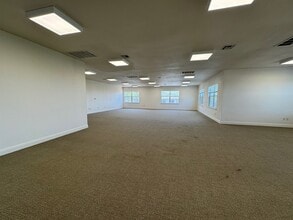 1213 Ranch Road 620 S, Lakeway, TX for lease Interior Photo- Image 1 of 9