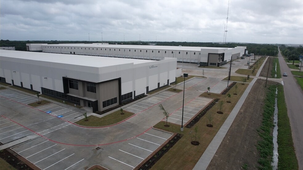 14650 Levey Ln, Pearland, TX for lease - Aerial - Image 1 of 7