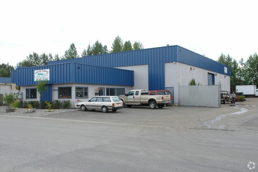 2300 Azurite Ct, Anchorage, AK for sale - Primary Photo - Image 1 of 1