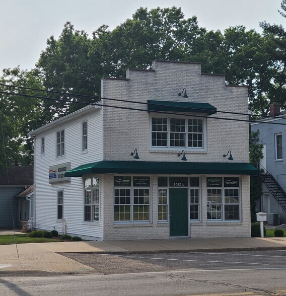 10514 Main St, Roscoe, IL 61073