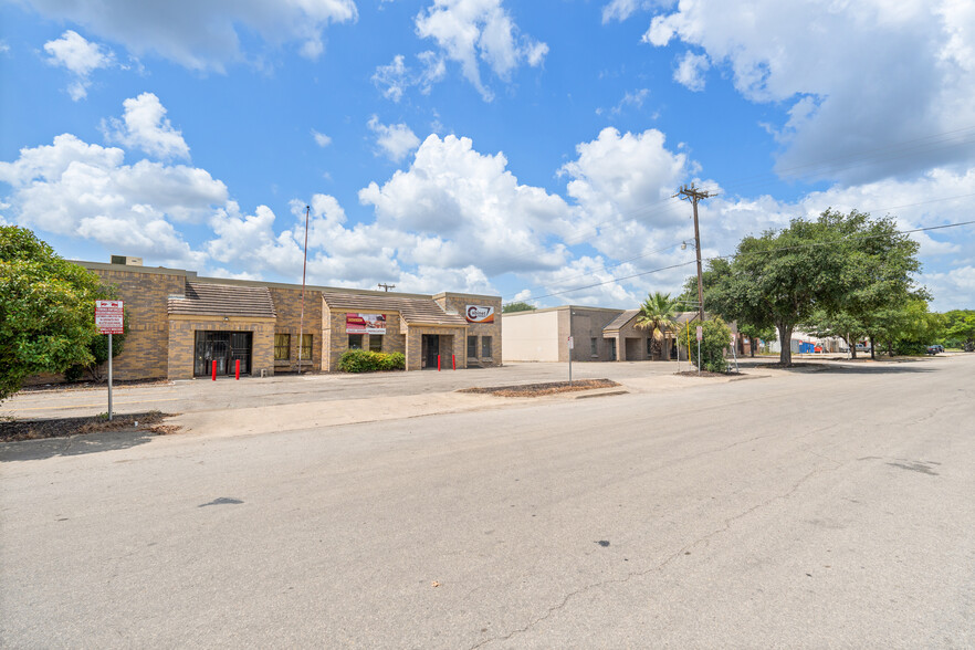 7815 Fortune Dr, San Antonio, TX for sale - Primary Photo - Image 1 of 4