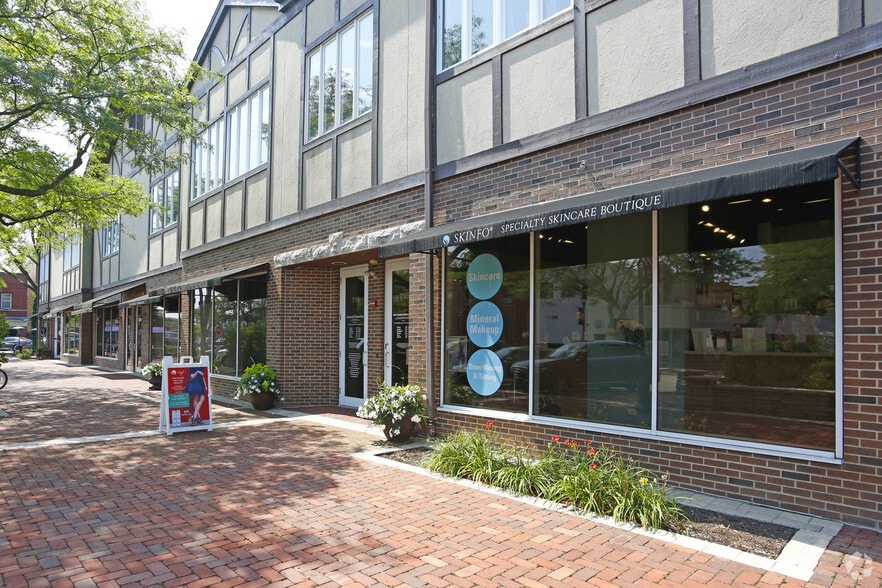 361 Park Ave, Glencoe, IL for lease - Building Photo - Image 2 of 5