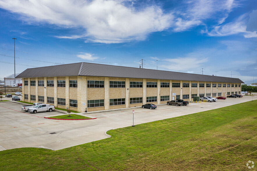 4460 Highway 225, Deer Park, TX for lease - Building Photo - Image 3 of 7