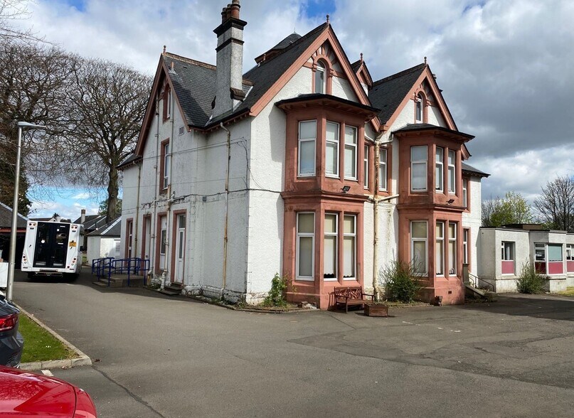 Carronvale Rd, Larbert, FK5 3LG