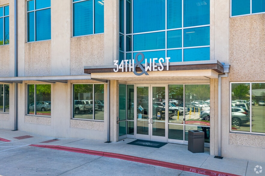 720 W 34th St, Austin, TX for lease - Building Photo - Image 3 of 5