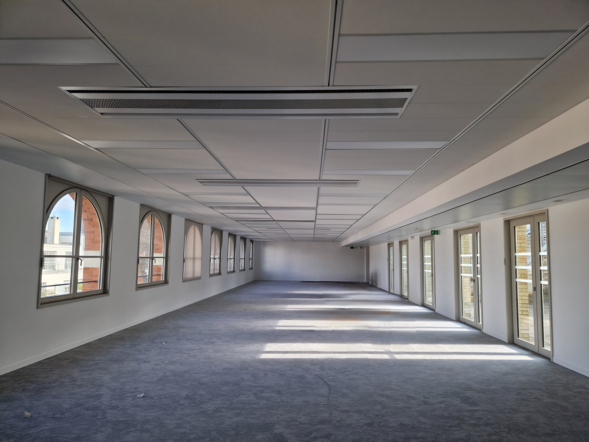 24 Rue Du Général Bertrand, Paris for lease Interior Photo- Image 1 of 5