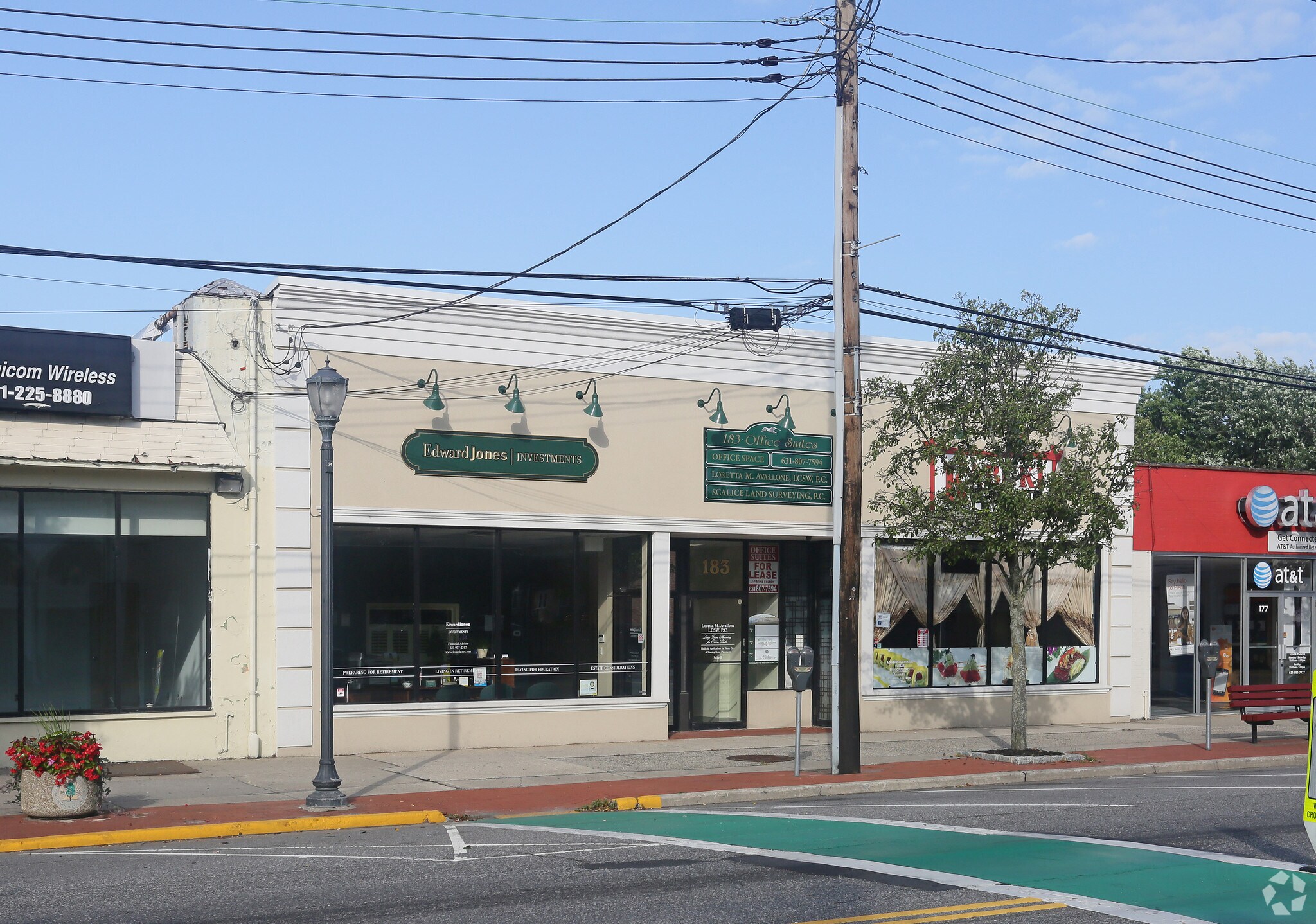 183 S Wellwood Ave, Lindenhurst, NY for sale Primary Photo- Image 1 of 1