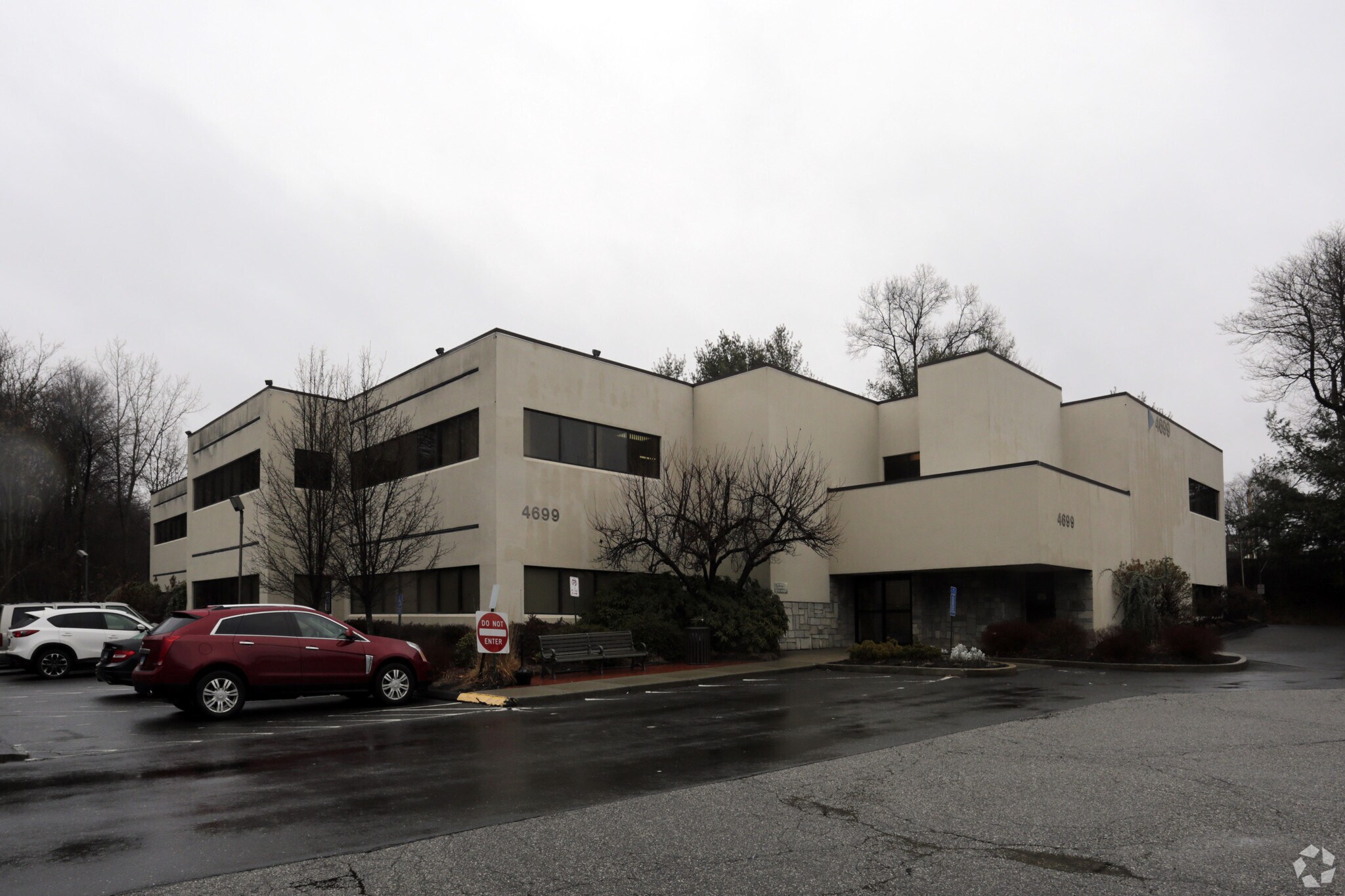 4699 Main St, Bridgeport, CT for sale Primary Photo- Image 1 of 1