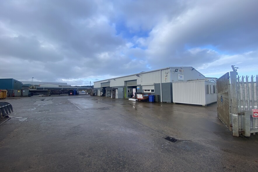 2A Michelin Rd, Newtownabbey for lease - Primary Photo - Image 1 of 1