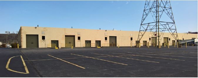 5480 Cloverleaf Pky, Valley View, OH for lease - Building Photo - Image 2 of 2