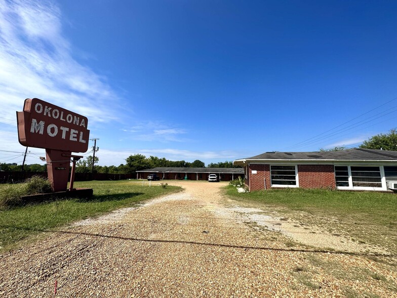 301 S Church St, Okolona, MS for sale - Primary Photo - Image 1 of 6