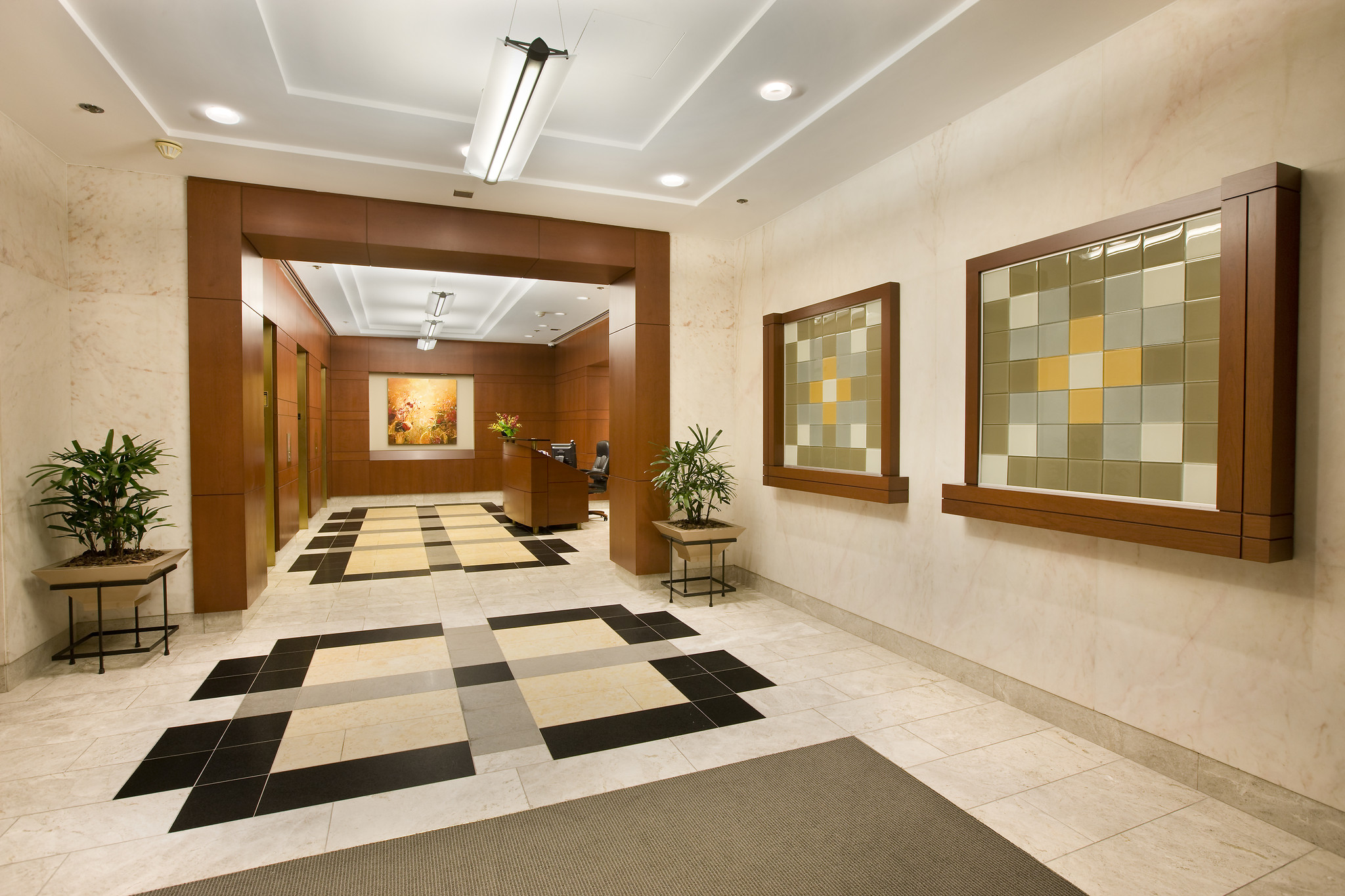 1155 Connecticut Ave NW, Washington, DC for lease Lobby- Image 1 of 5