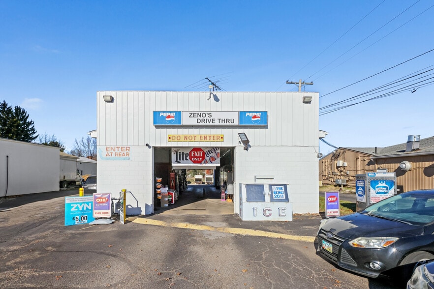 2024 Locust St, Canal Fulton, OH for sale - Building Photo - Image 1 of 13