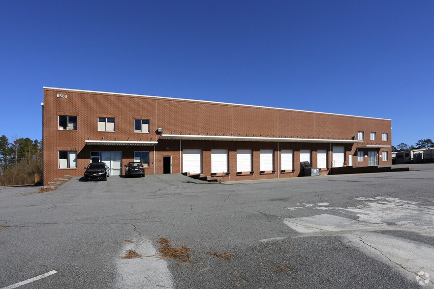 6688 Glade Rd, Acworth, GA for sale - Primary Photo - Image 1 of 1
