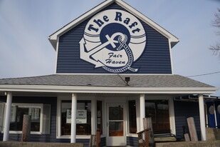 7707 Dyke Rd, Fair Haven MI - Pub