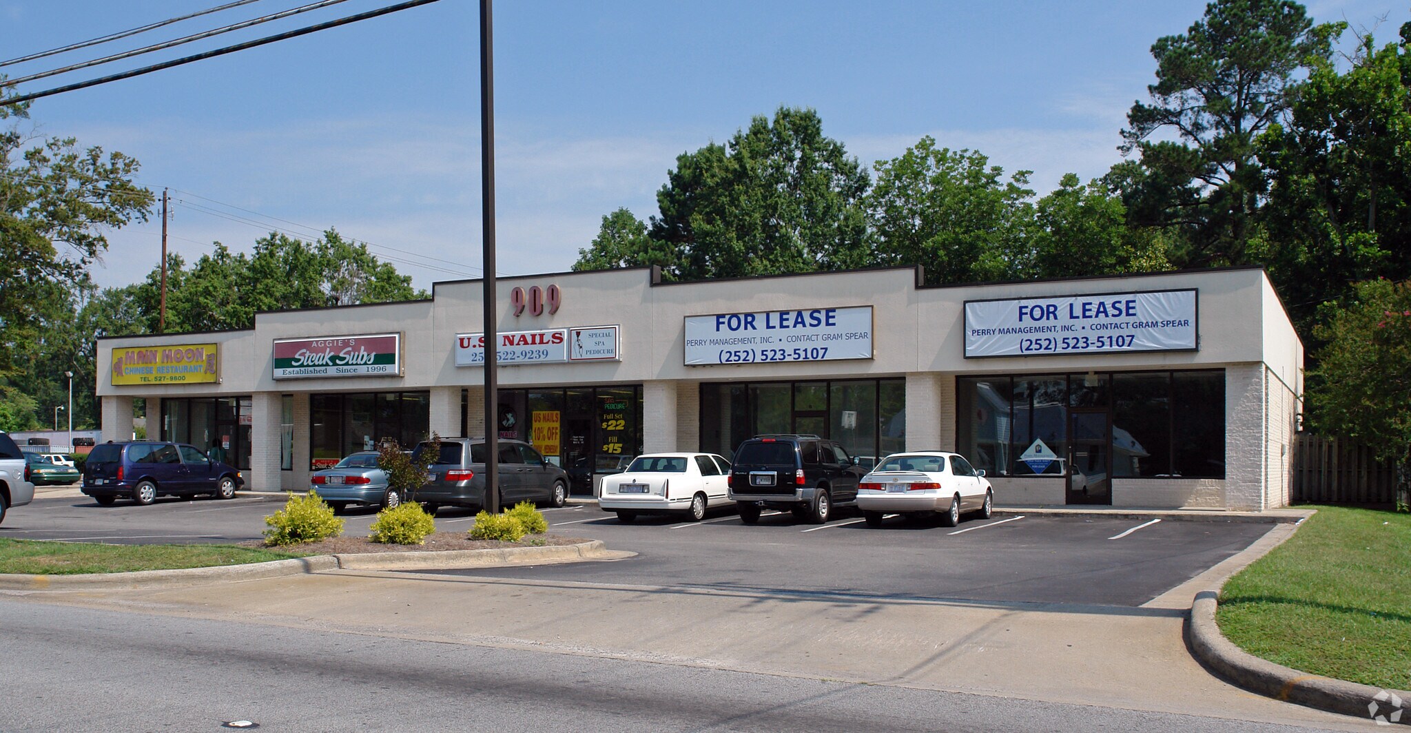 909 W Vernon Ave, Kinston, NC for sale Primary Photo- Image 1 of 1