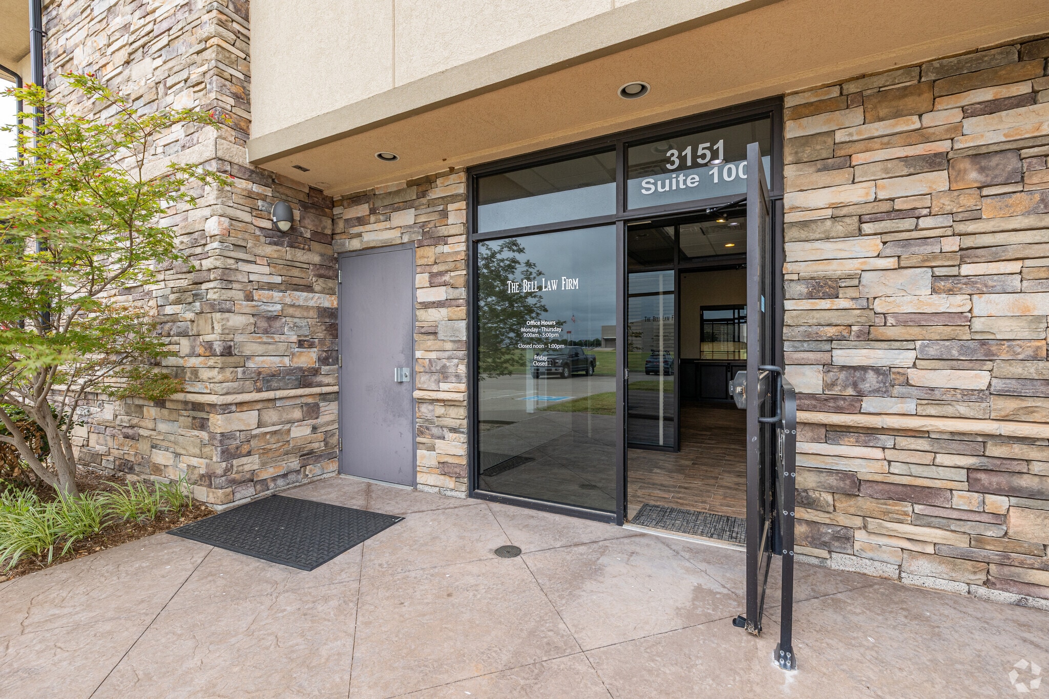 3151 W Tecumseh Rd, Norman, OK for lease Building Photo- Image 1 of 11