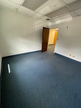 552 S Washington St, Naperville, IL for lease Interior Photo- Image 2 of 5