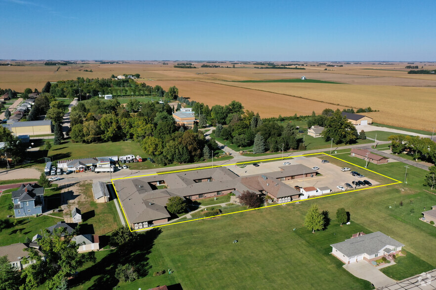 930 2nd St, Dodge, NE for sale - Building Photo - Image 1 of 1