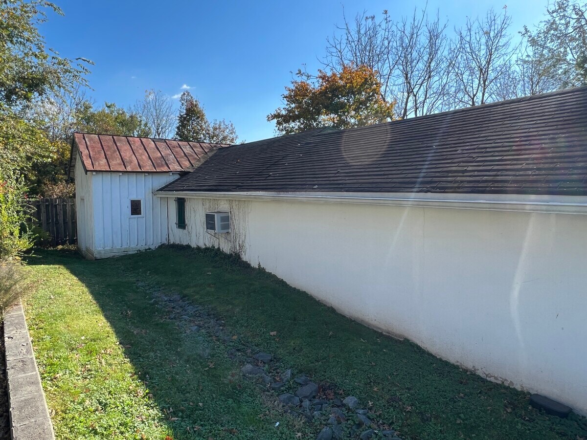 1693 Great Rd, Blawenburg, NJ 08504