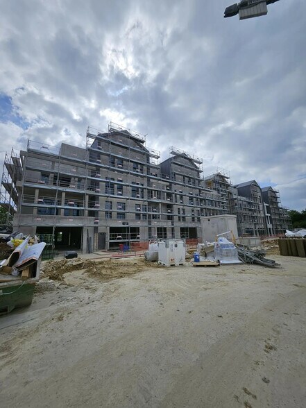 Office in Serris for sale - Building Photo - Image 3 of 5