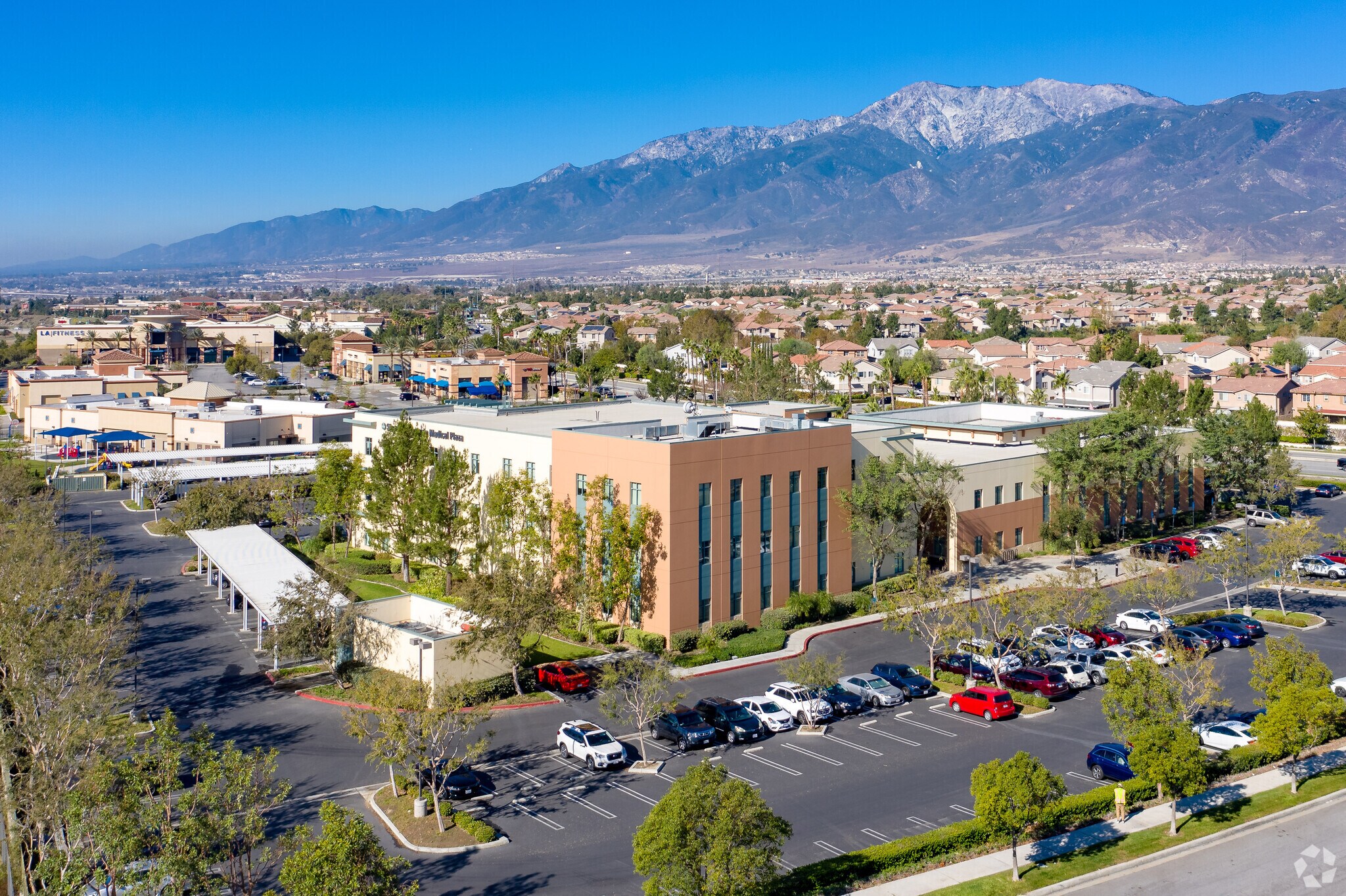 16465 Sierra Lakes Pky, Fontana, CA 92336 Sierra San Antonio Medical