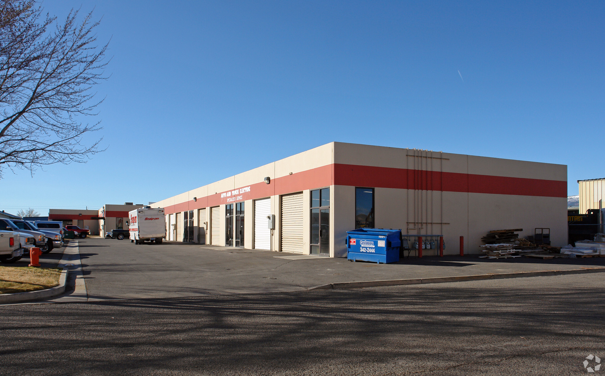 1233-1267 Gator Way, Sparks, NV for lease Primary Photo- Image 1 of 3