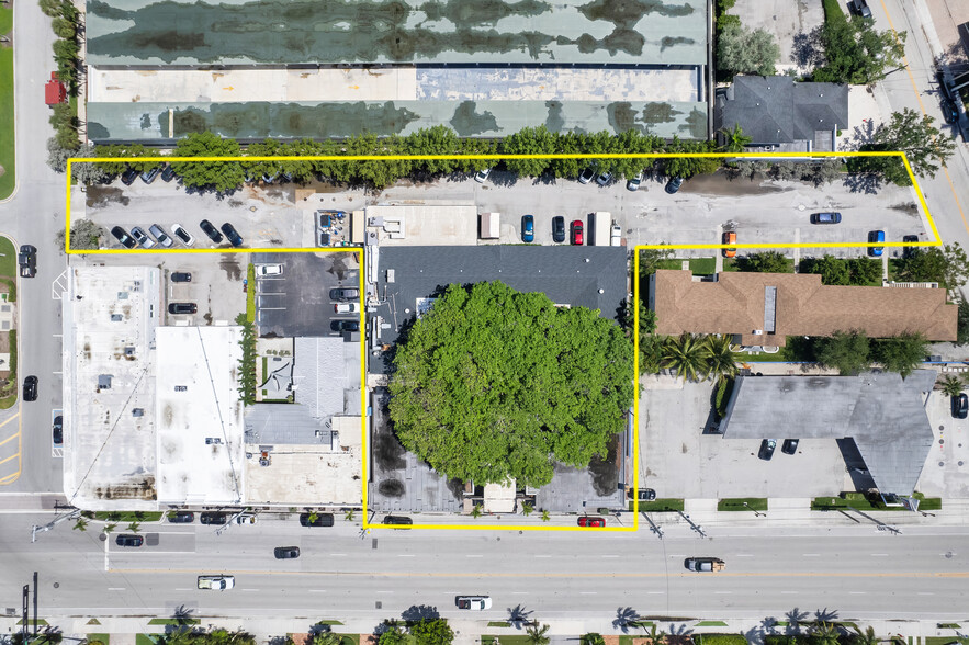 2400 E Las Olas Blvd, Fort Lauderdale, FL for sale - Building Photo - Image 2 of 26