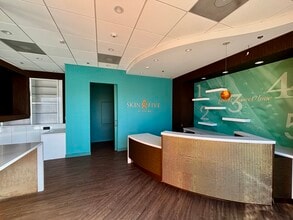 970 Monument St, Pacific Palisades, CA for lease Interior Photo- Image 2 of 9