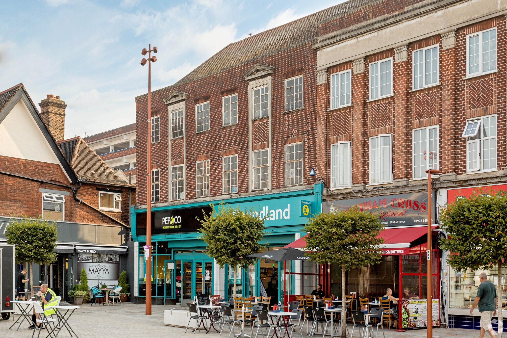 118 High St, Waltham Cross for sale Primary Photo- Image 1 of 1