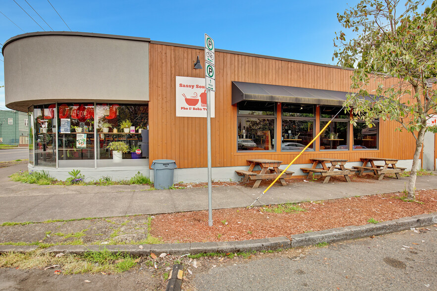 5003 N Lombard St, Portland, OR for sale - Building Photo - Image 2 of 17