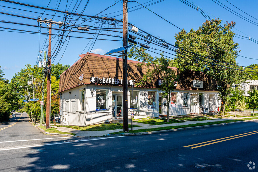 23 N Farview Ave, Paramus, NJ for sale - Building Photo - Image 2 of 7