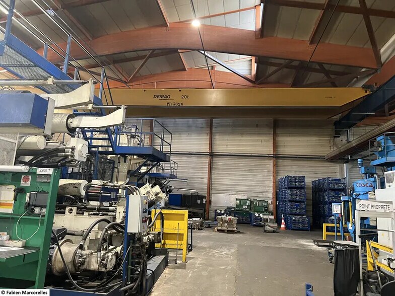 Industrial in Decazeville for lease - Interior Photo - Image 2 of 4