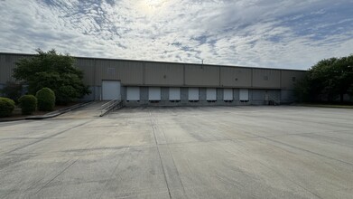 231 Bourne Blvd, Savannah, GA for lease Building Photo- Image 1 of 10