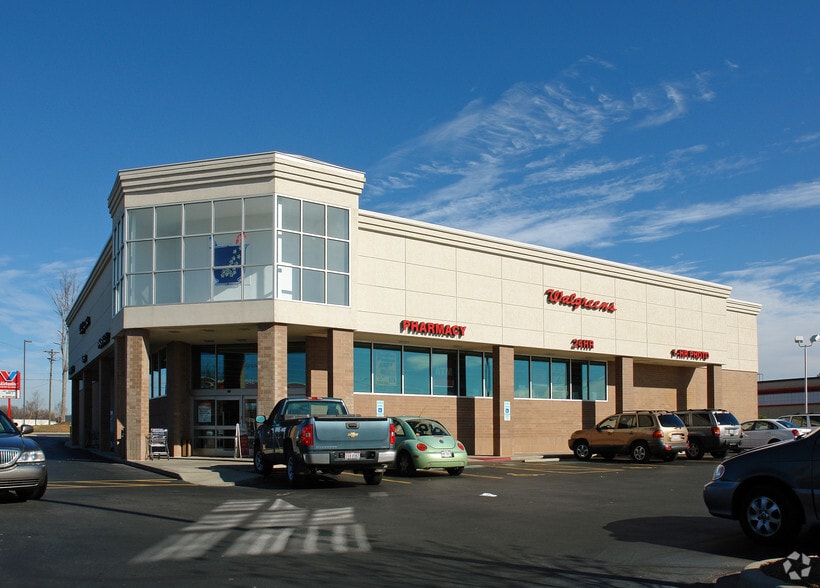 Walgreens Portfolio of 6 (Midwest) portfolio of 6 properties for sale on LoopNet.com - Primary Photo - Image 2 of 7