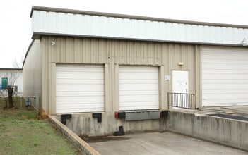 4820 Commercial Dr, Huntsville, AL for sale Interior Photo- Image 2 of 20