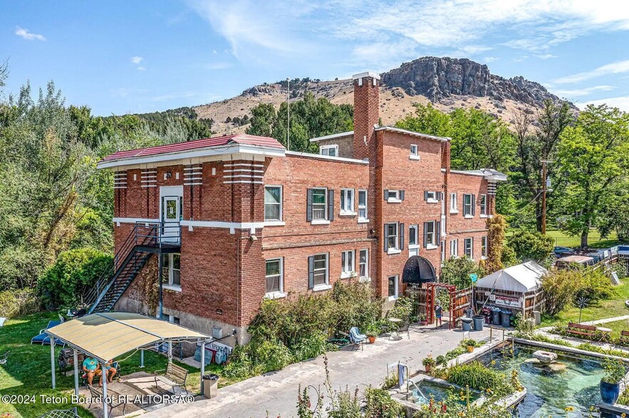 1 Center St, Lava Hot Springs, ID for sale - Building Photo - Image 3 of 5