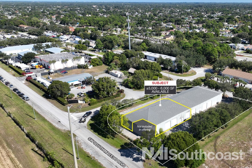 792 SW Grove Ave, Port Saint Lucie, FL for lease - Building Photo - Image 2 of 6